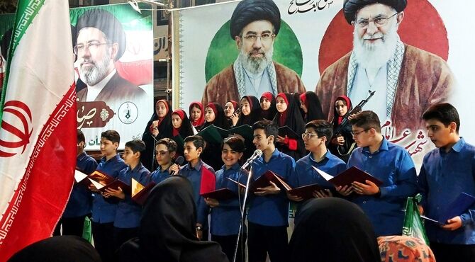  فریادالله‌ اکبر با رهبر جوان در میدان نبرد