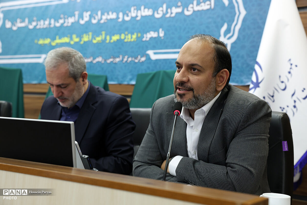 اعطای پشتوانه قانونی به فعالیت‌های پرورشی با تصویب کلیات «نظام جامع امور تربیتی» یا «پرورشی نوین» در شورای عالی آموزش/ مبنای ارزیابی مدارس، میزان مشارکت دانش‌آموزان در نقش‌ها، مسئولیت‌ها و فعالیت‌های فرهنگی و تربیتی مدرسه خواهد بود