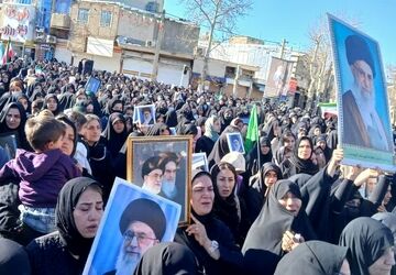 اجتماع حماسی کوهدشتی‌ها