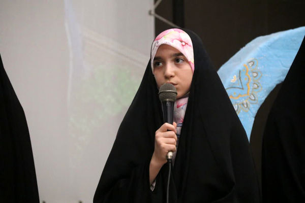 آیین تقدیر از برگزیدگان چهل و دومین دوره مسابقات دانش‌آموزی قرآن، عترت و نماز استان قم