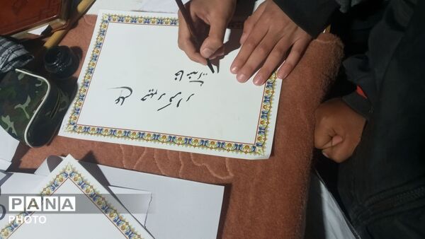 مردم انقلابی نورآباد در هفتاد و نهمین شب ، محکم تر و استوار تر از شب های قبل