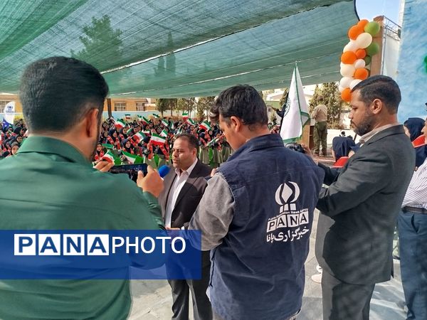 آیین جشن عاطفه‌ها در دبستان ولایت سمنان 