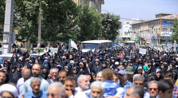 راهپیمایی جمعه خشم شهرستان ساوجبلاغ علیه جنایات رژیم ظالم صهیونیستی