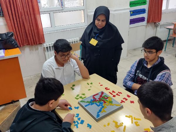 برگزاری دهمین دوره المیپاد رویش در شیراز 