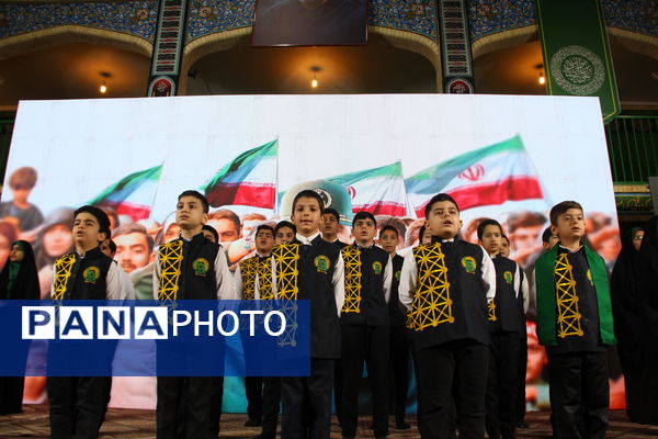 برگزاری کاروان سرباز فصل پنجم روایت یزد در حسینیه محمودآباد