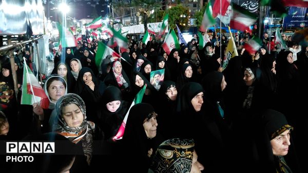 استقامت مردم کرج در شب هشتادم اجتماعات مردمی 