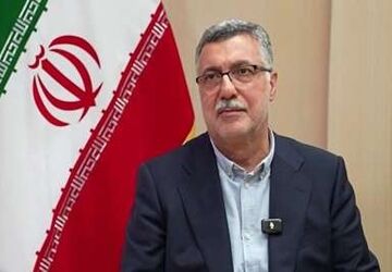 حضور کادر درمان با توان قوا در صحنه