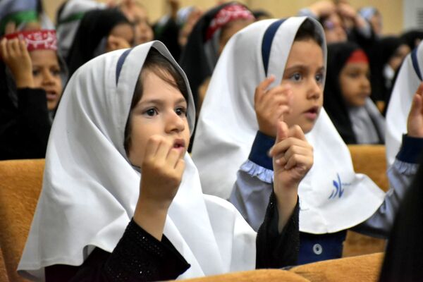 همایش نوگلان سرامد استان اصفهان