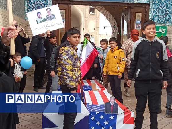 خاطره‌هایی زنده از راهپیمایی ۲۲ بهمن نیشابور