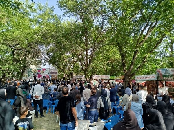 جشنواره توت سفید در هوراند