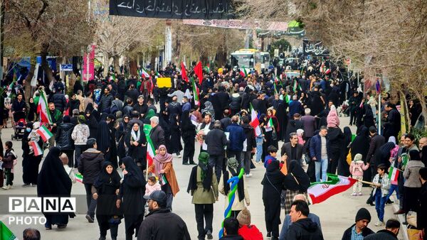 حضور حماسی مردم در راهپیمایی روز قدس در نیشابور 