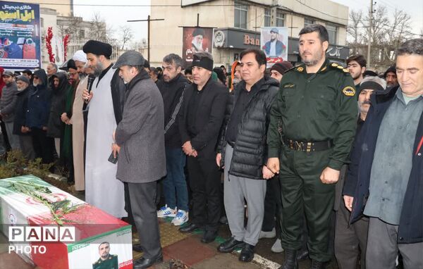 تشییع پیکر پاسدار علی خانی در نظرآباد