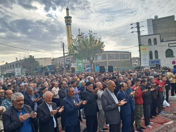 نماز عید فطر در مصلی شهرستان قدس
