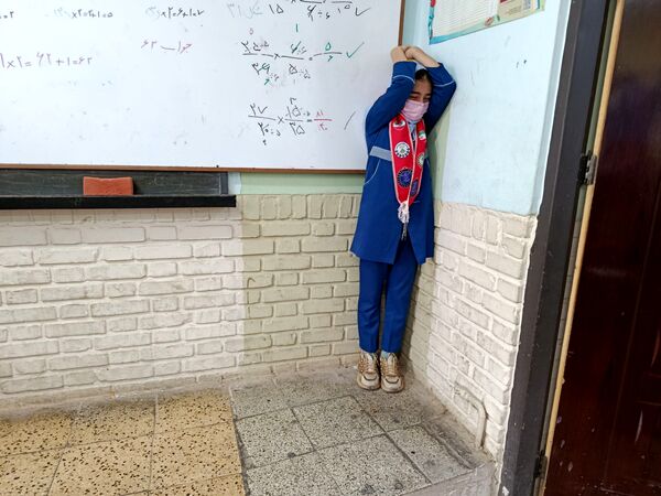 بیست و هفتمین دوره مانور زلزله در مدرسه بنت الهدی صدر ۲ 