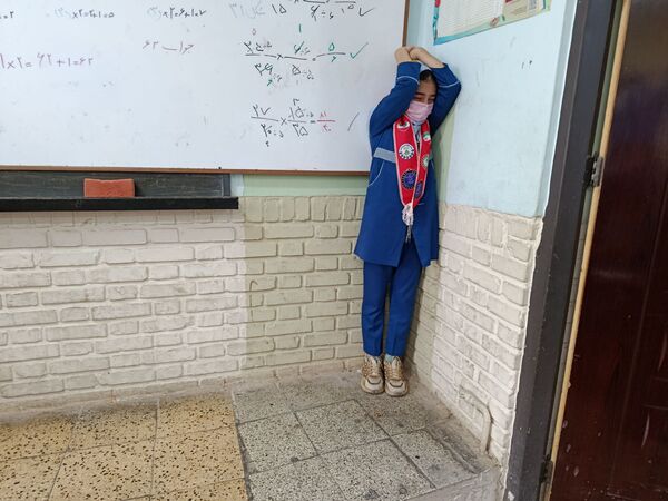 بیست و هفتمین دوره مانور زلزله در مدرسه بنت الهدی صدر ۲ 