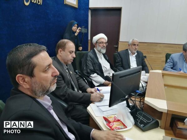 نشست کمیته آموزش و پرورش کنگره ملی شهدای قم