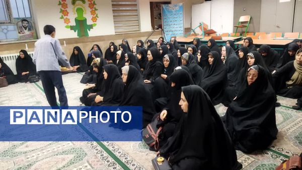 انتخابات انجمن اولیا و مربیان در دبستان مرحوم واحدی زارچ