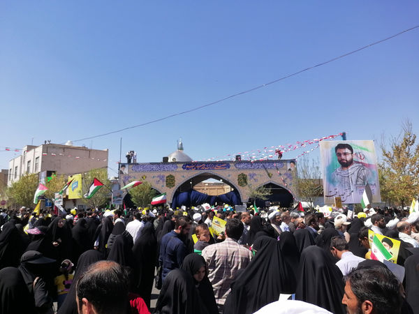 راهپیمایی روز قدس همراه با تشییع پیکر شهید صداقت در قم