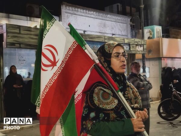 اجتماعات شبانه در حسینیه امام خمینی(ره) نیشابور به یاد رهبر شهید
