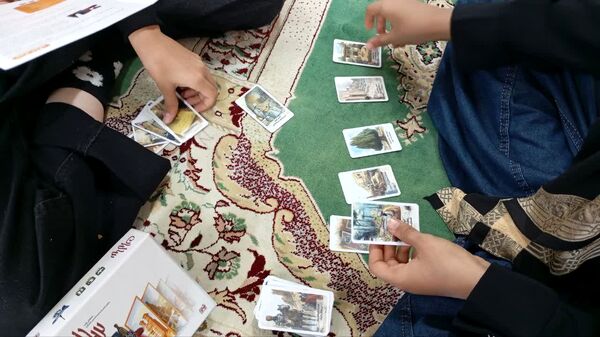 پیوند معنوی دانش آموزان و ایرانمون در اعتکاف