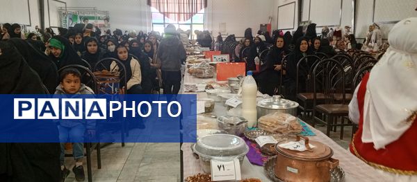 جشنواره بومی محلی و جشن دهه فجر در شهر تیتکانلو