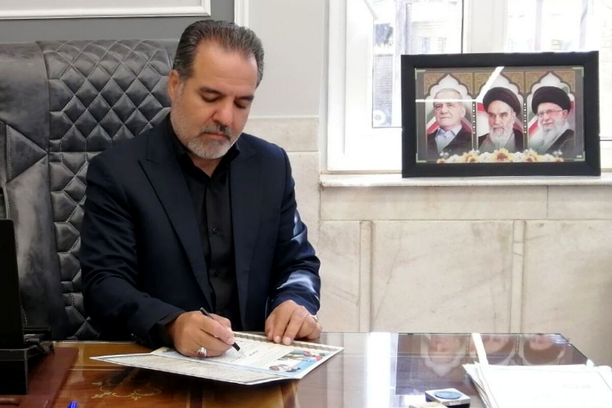 با گذشت چهل روز از شهادت دانش‌آموزان میناب هنوز نام و یادشان در مدرسه‌ها جاری است