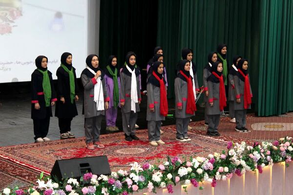 گرامیداشت دهه کرامت و بیست و ششمین سالروز تاسیس سازمان دانش‌آموزی، در منطقه ۱۰