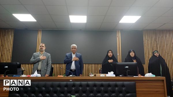 تجلیل از دانش‌آموزان برتر جشنواره نوجوان سالم