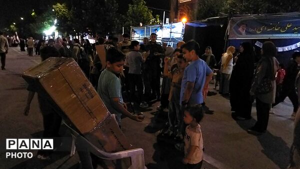 موکب جبهه فرهنگیان نیشابور در هشتاد و هفتمین شب از اجتماعات مردمی نیشابور 