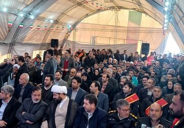شهرداری‌ها در انجام پروژه‌های عمرانی نقش معادل دولت را دارند