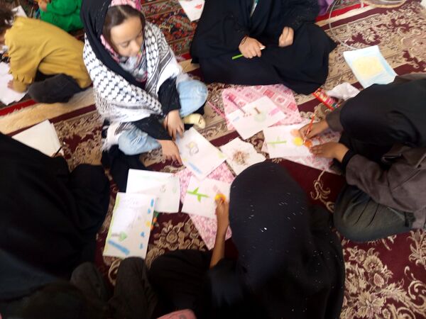 برپایی غرفه کودک در نماز جمعه کاشمر