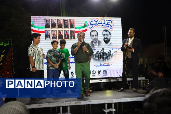 غدیر کیلومتری کاشان؛ جشن بی‌وقفه‌ی ولایت در چهارراه نماز