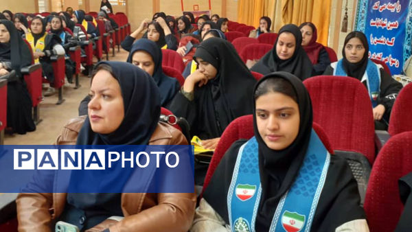 گردهمایی منتخبین شوراهای دانش‌آموزی بویراحمد در یاسوج