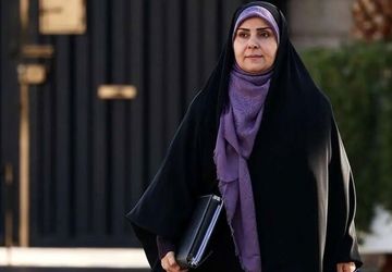 وزیر راه‌ و شهرسازی راهی استانبول شد 