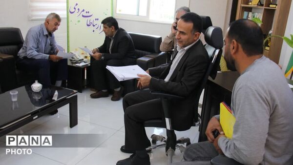 سنتِ خدمت در ایستگاهِ ارتباطات