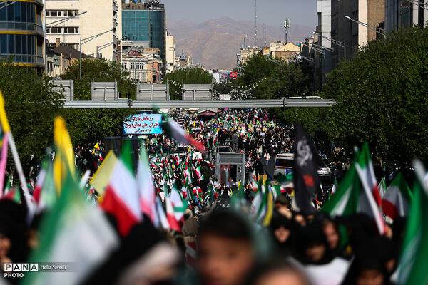 رزمایش «دختران جان فدای ایران»