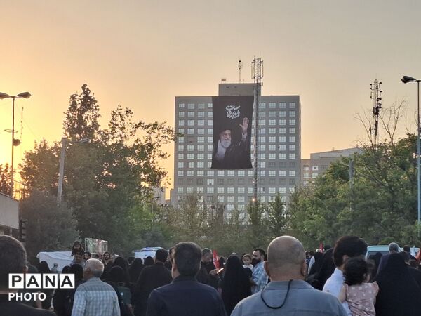مراسم بزرگداشت امام مجاهد شهید در مصلای تهران از سوی رهبر انقلاب