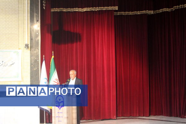 آیین تکریم و معارفه روسای قدیم و جدید دانشگاه فرهنگیان استان بوشهر