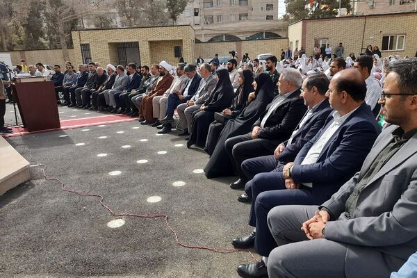 طلوع علم در مدرسه روشنگر با نغمه زنگ مهر