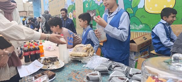 برپایی بازارچه در  دبستان امام جعفر صادق (ع) آشخانه