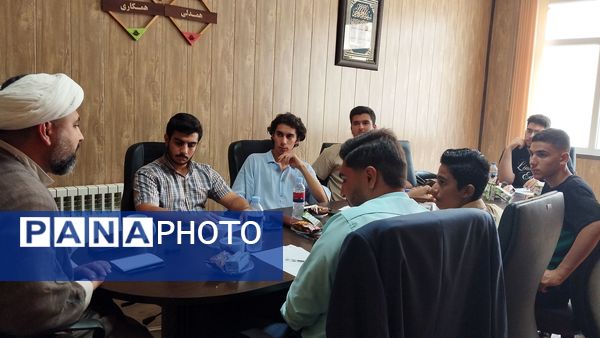 نشست هیات رئیسه شورای دانش‌آموزی استان البرز