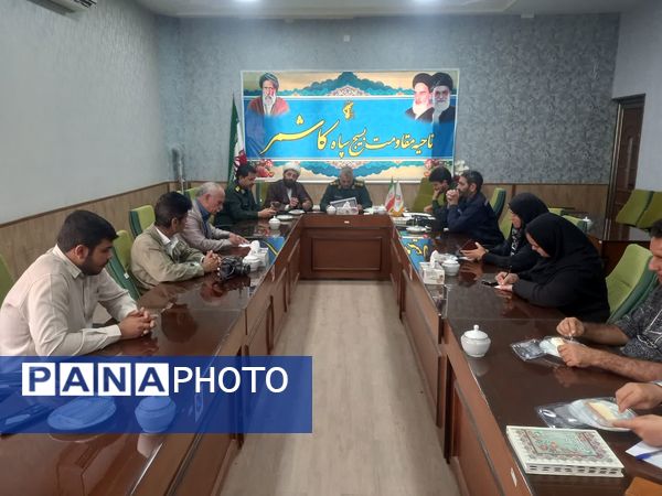 نشست خبری فرمانده ناحیه مقاومت بسیج کاشمر با خبرنگاران به مناسبت هفته دفاع مقدس