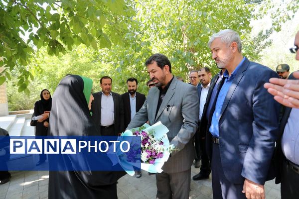 بازدید میدانی استاندار همدان از سد مخزنی خرم‌رود تویسرکان