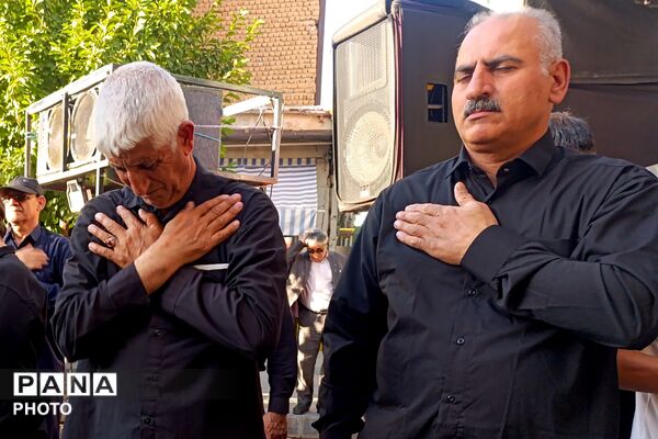 طنین اشک و ماتم در سوگ سالار شهیدان در اسلام آباد غرب
