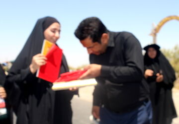 پرچم سرخ حسینی 