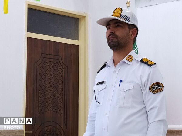 یک روز متفاوت با حضور پلیس در دبیرستان شهید بهشتی