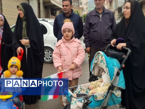 نبض انقلاب در خیابان‌ها تپید