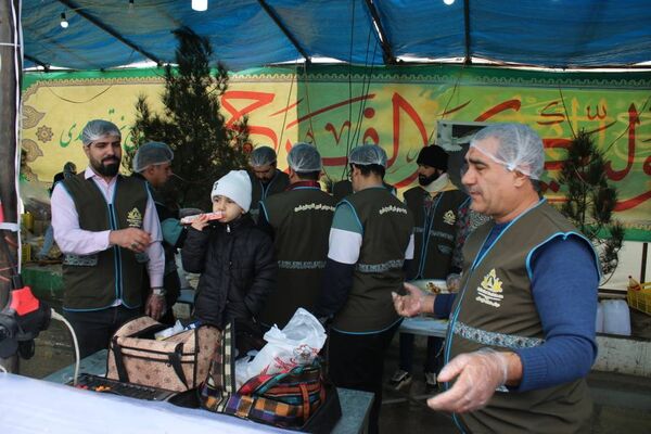 شادپیمایی خانوادگی جشن نیمه شعبان در قم