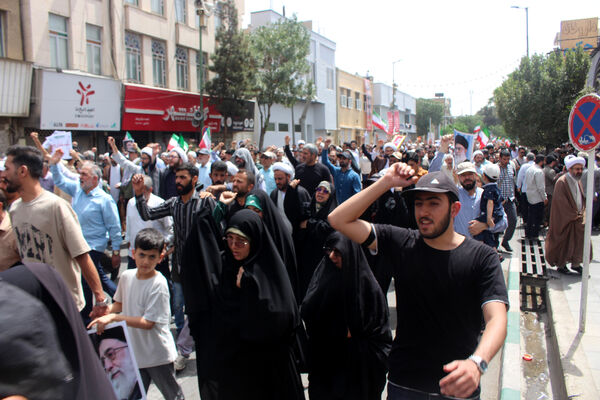خروش مردم انقلابی قم در محکومیت جنایات رژیم صهیونیستی
