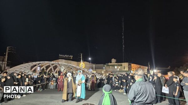 تعزیه خوانی در میدان امام خمینی ره شهرستان مرند